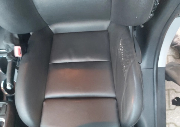 Opel Zafira cena 23400 przebieg: 289500, rok produkcji 2012 z Opatów małe 352
